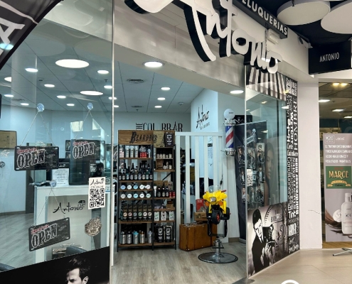 Antonio Peluqueros en Málaga Plaza Antonio Peluqueros en Málaga Plaza